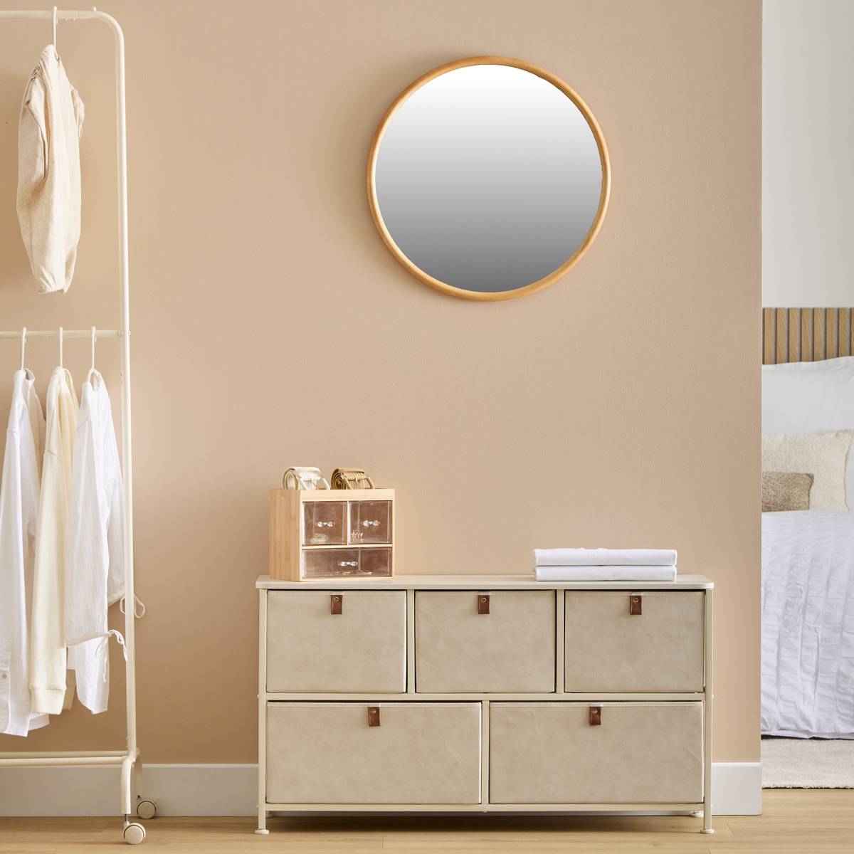 Commode basse 5 tiroirs en tissu beige L100 x H55 cm