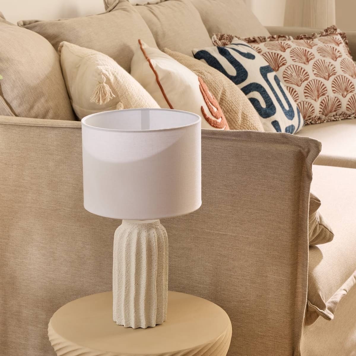 Lampe en résine beige H37