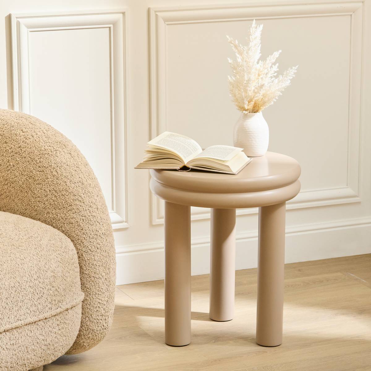 Table d'appoint ronde beige pieds arrondis D40 cm
