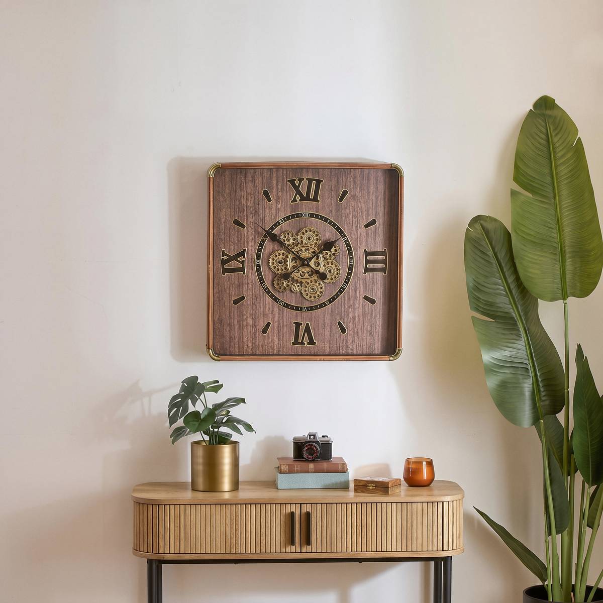Horloge murale carrée à mécanisme apparent effet bois brun 60 x 60 cm