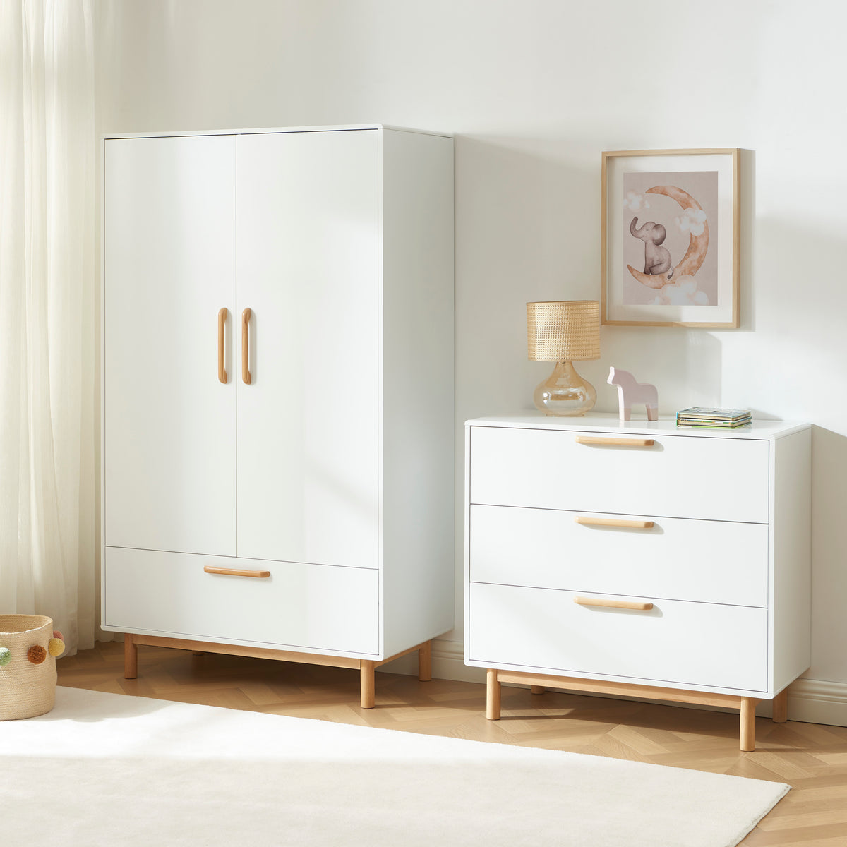 Armoire enfant blanc 2 portes finition laquée