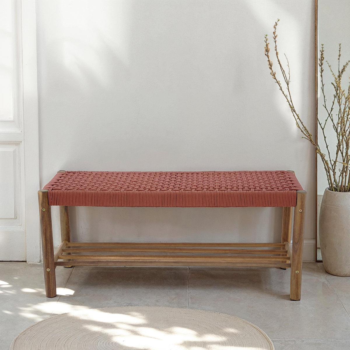Banc intérieur et extérieur en bois d'acacia et corde terracotta