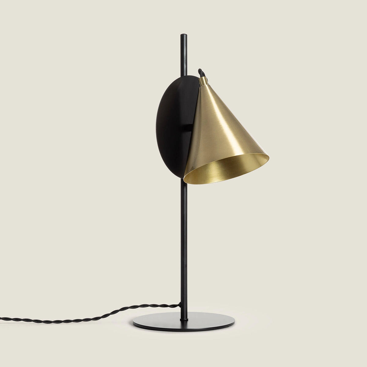 Lampe à poser ultra design dorée H50