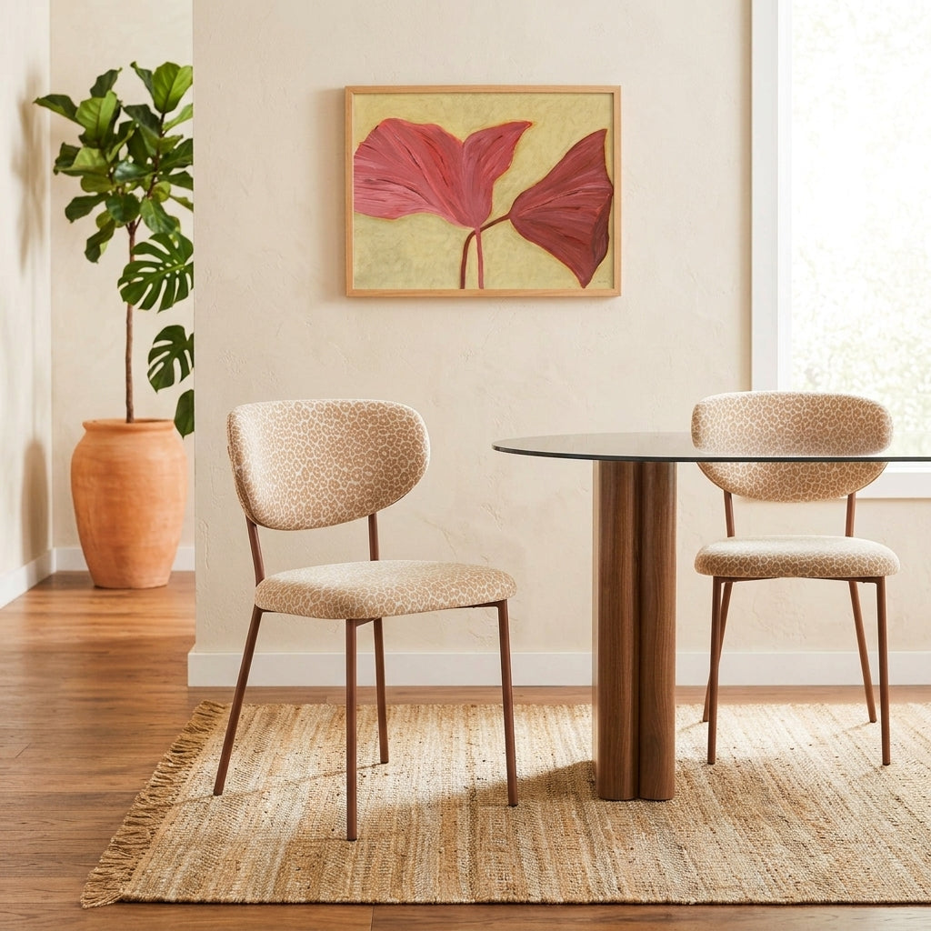 Lot de 2 chaises tissu léopard beige et pieds métal effet bois