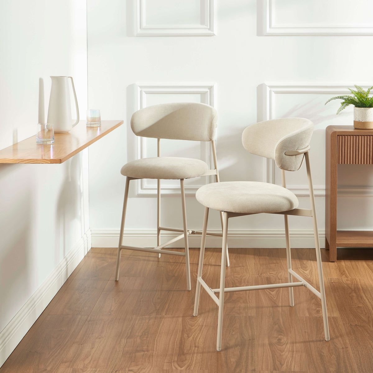 Lot de 2 tabourets tissu beige et pied métal beige