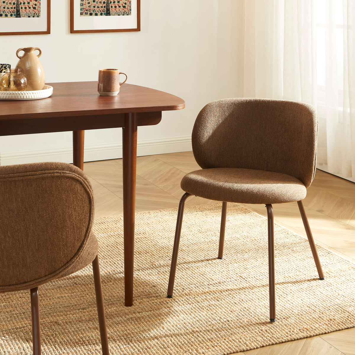 Lot de 2 chaises tissu chenille marron et pieds métal marron