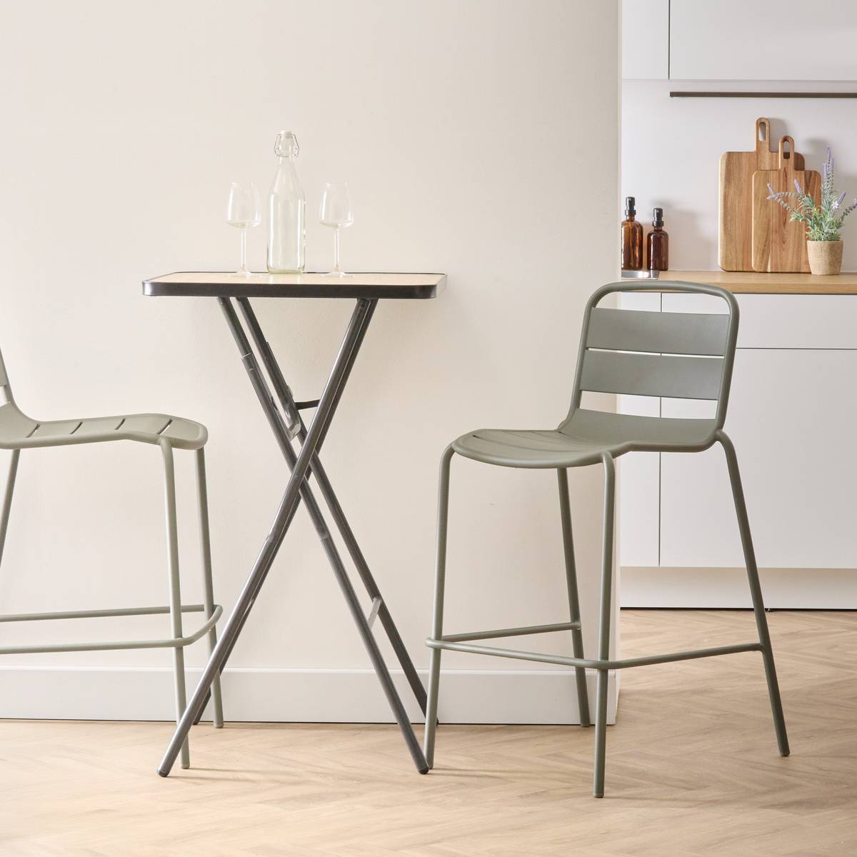 Table haute pliante renforcée haut 102,5 cm effet bois