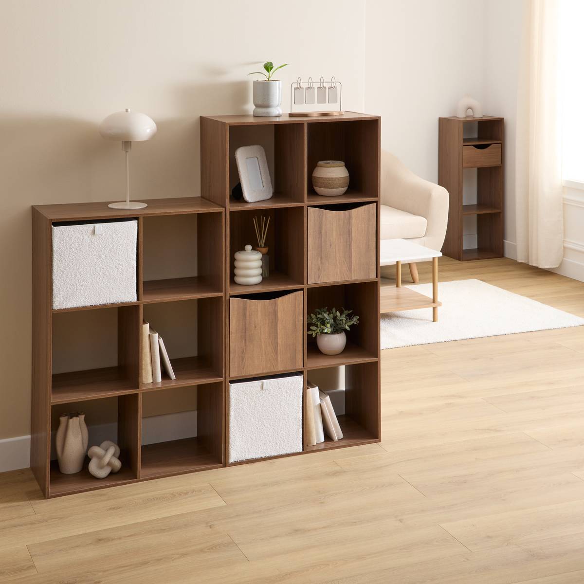 Étagère 4 cases effet noyer L67,5 x H67,5 cm