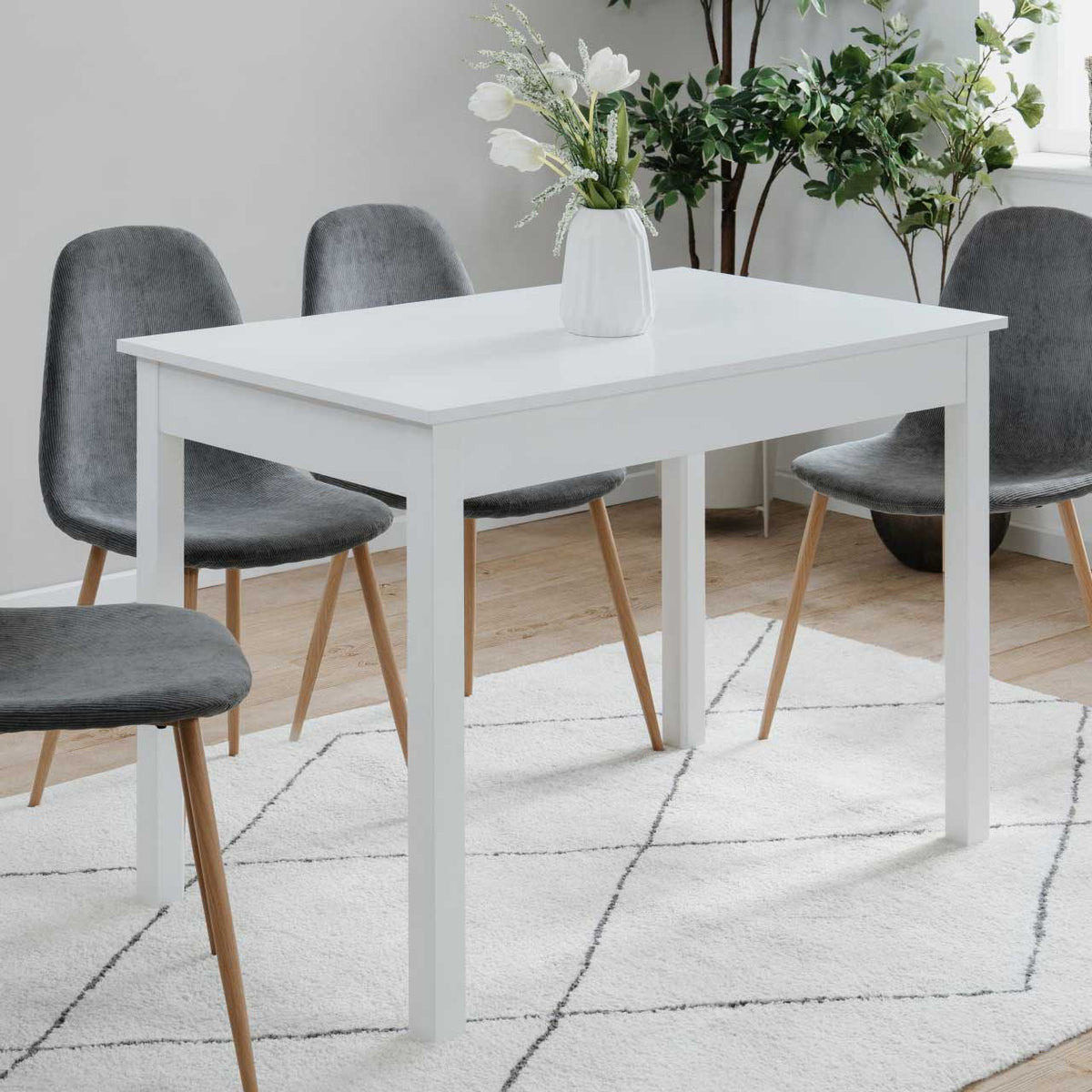 Table à manger 4 personnes en bois blanc 67x110cm - Fabriqué en Europe