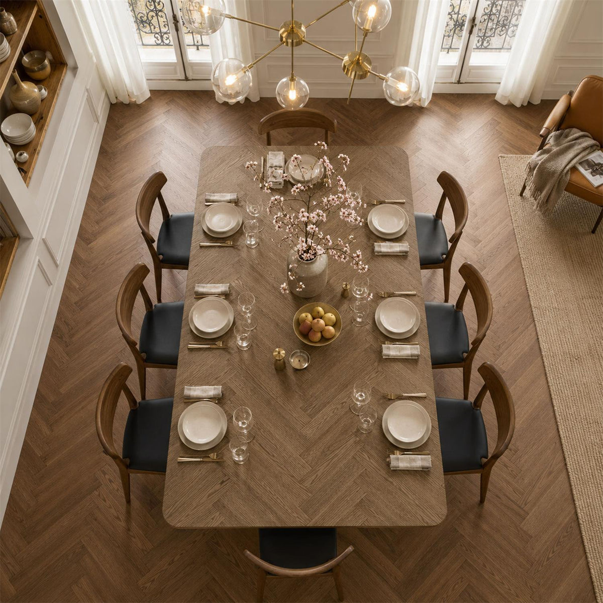 Table à manger plateau effet parquet à chevrons pieds noirs 8 personnes 200 x 80 cm