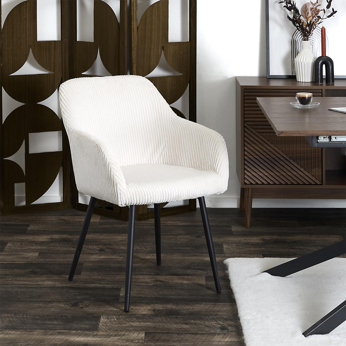 Lot de 2 chaises de table avec accoudoirs en velours côtelé beige pieds noirs