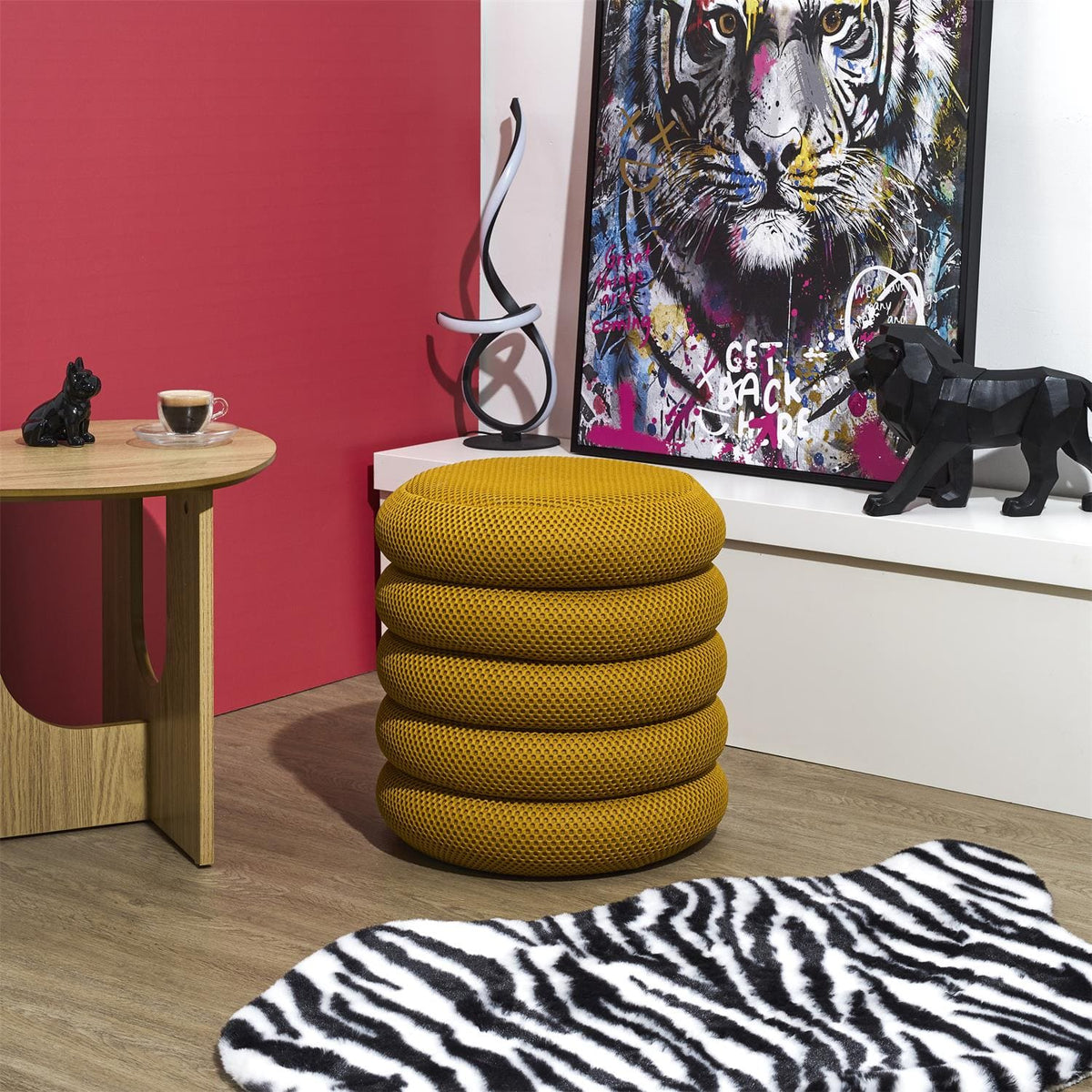 Pouf en tissus ocre