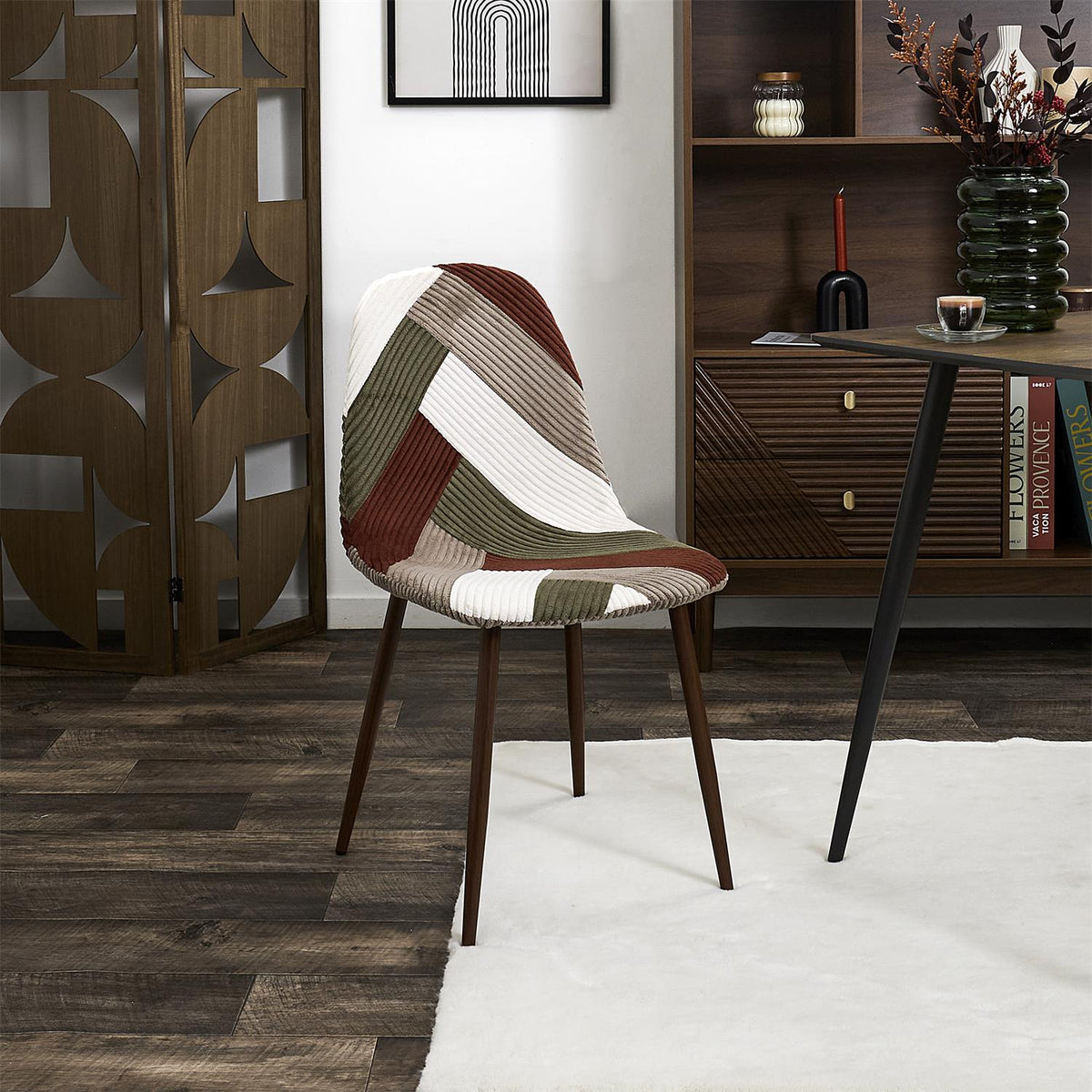Lot de 4 chaises en velours côtelé patchwork pieds effet bois foncé