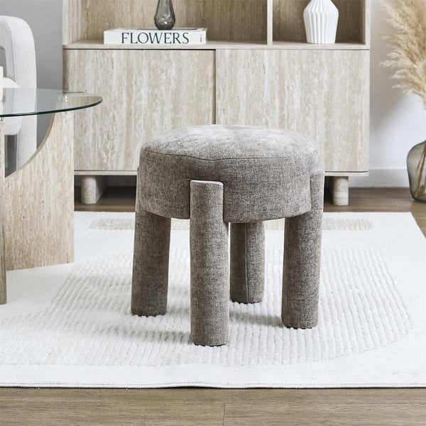 Taburete redondo de bouclé taupe con patas redondeadas