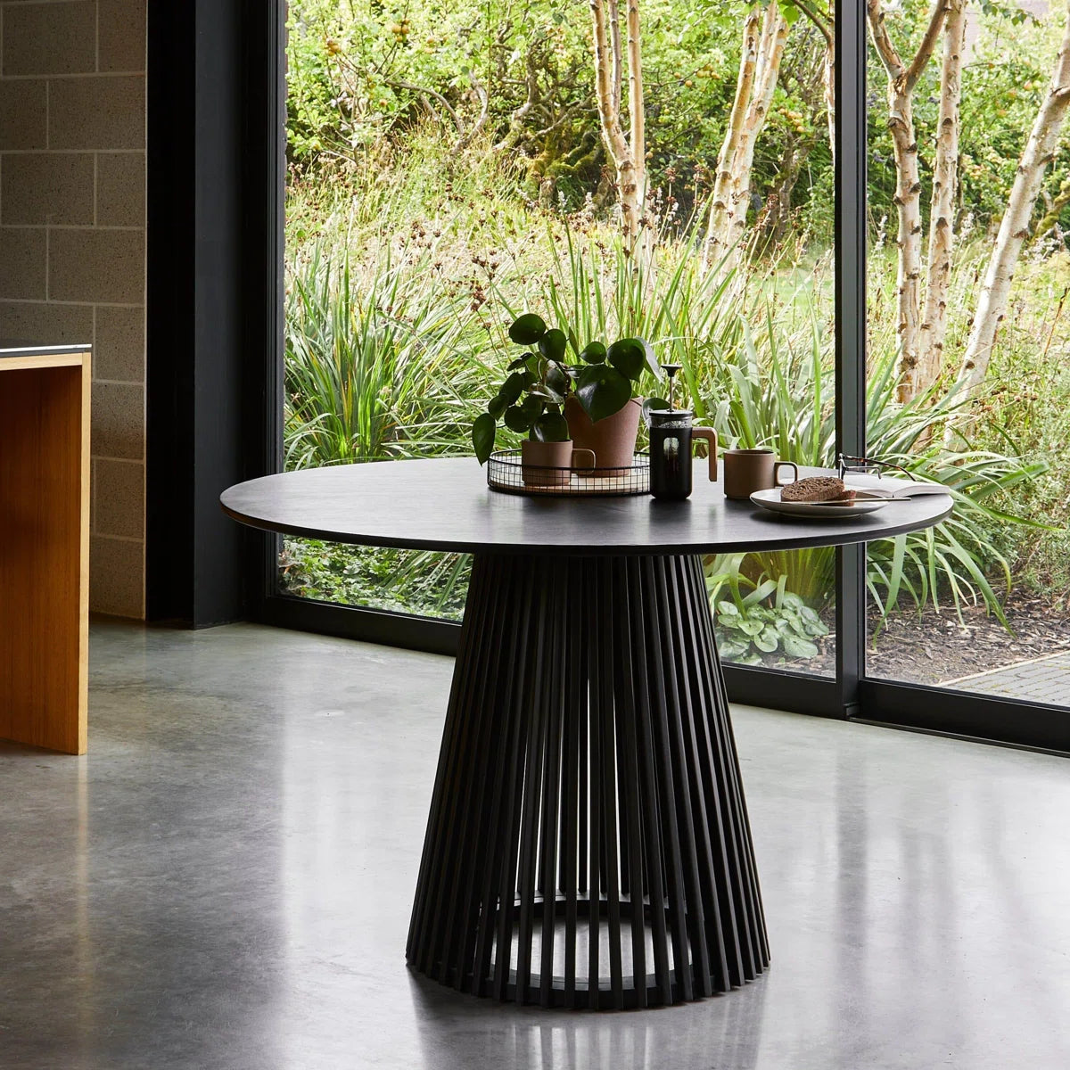 Table à manger ronde en bois noir D100