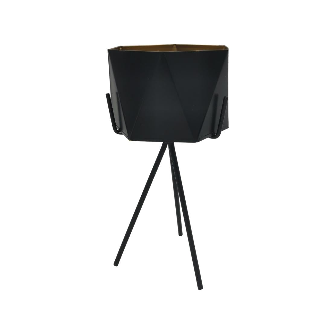Pot en métal noir sur pied H30