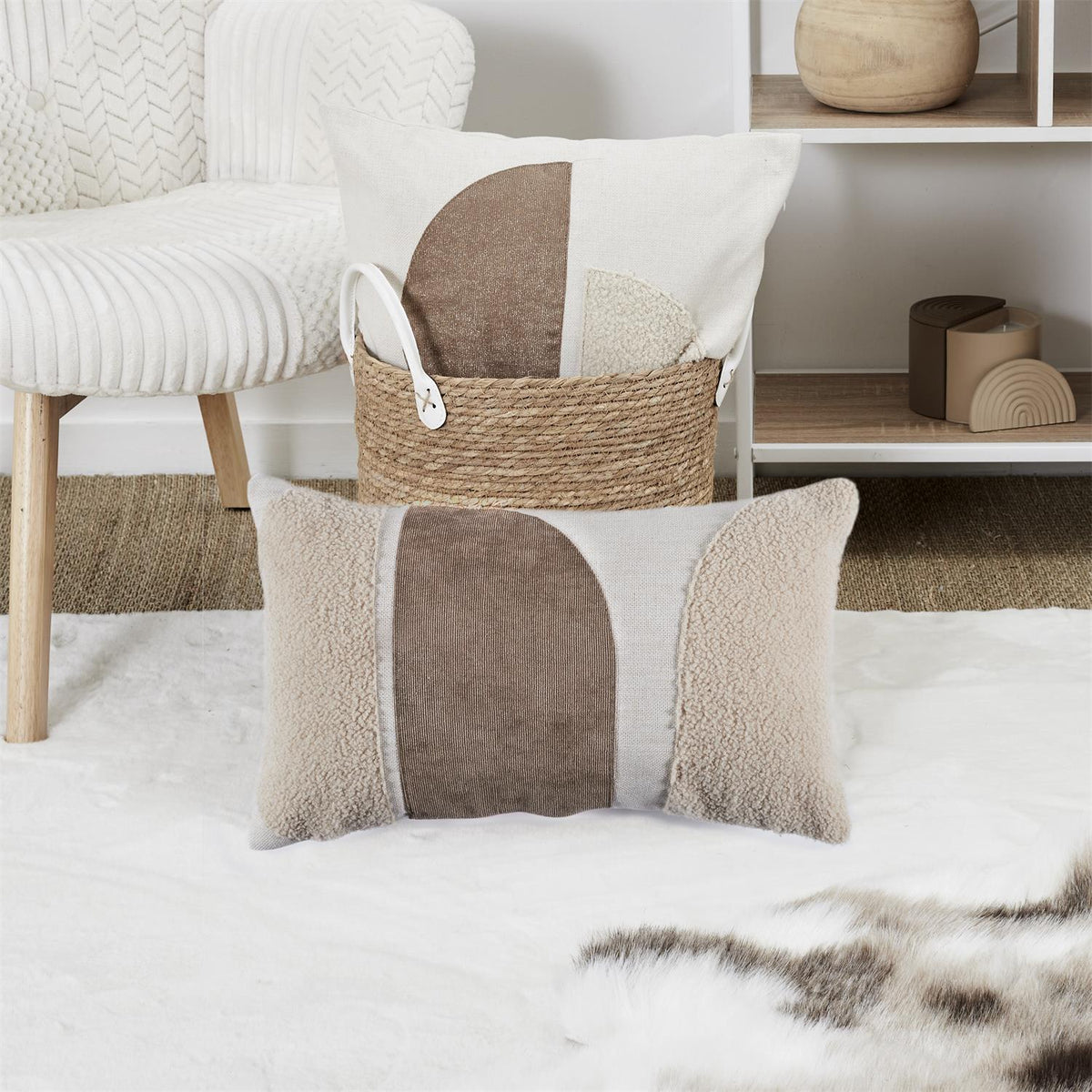 Cojín beige trenzado 30x50