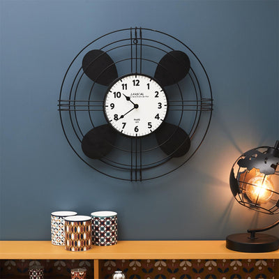 Horloge en métal noir hélice D45