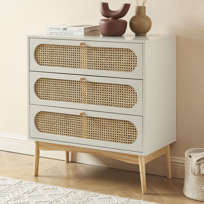 Commode en bois gris clair et cannage