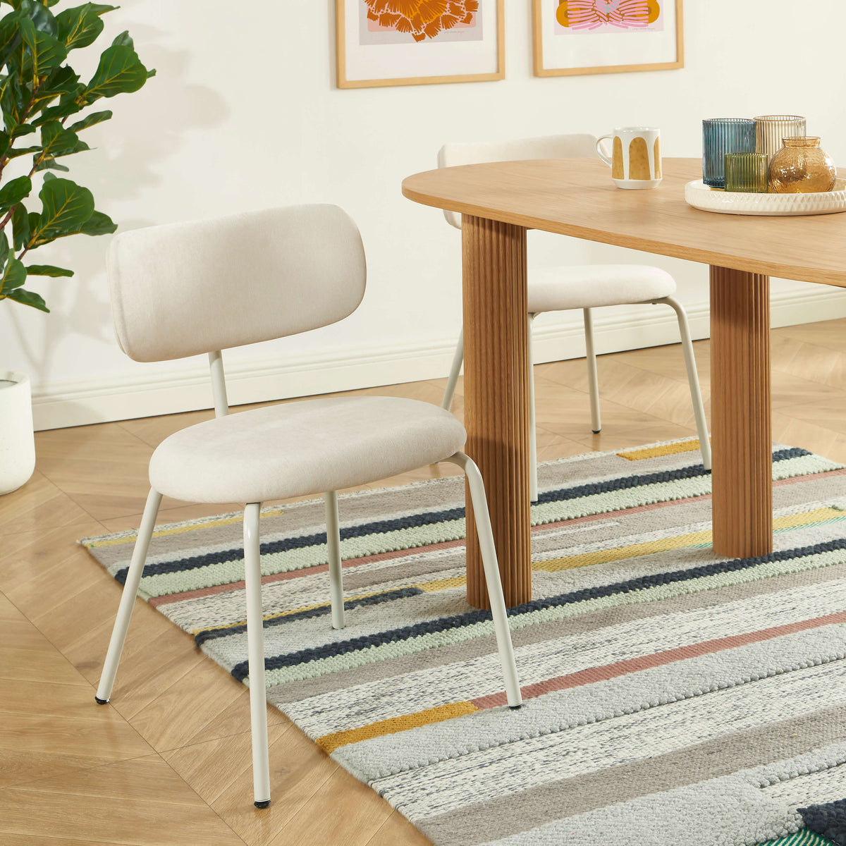 Lot de 2 chaises tissu et pieds métal beige sable L49.5 x P54 x H75 cm