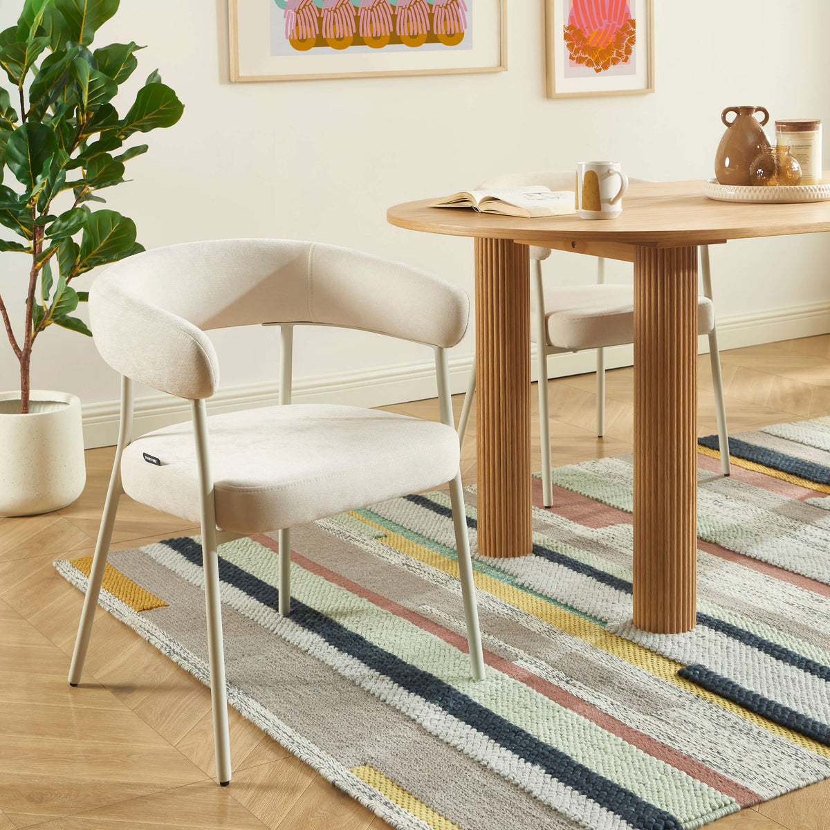 Lot de 2 chaises tissu et pieds métal beige sable L58 x P54.5 x H74.5 cm